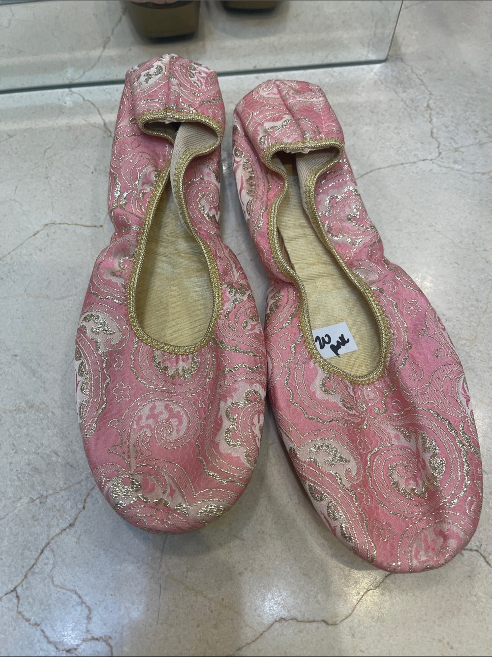 Vintage Women's Pink Brocade Slip-On Ballet Flats vintage Gustave8-8.5